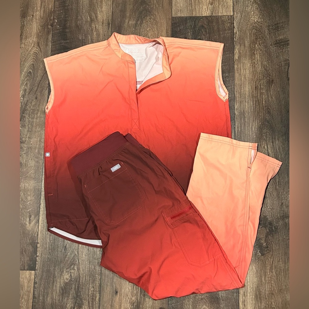 Figs Ombré Scrub Set